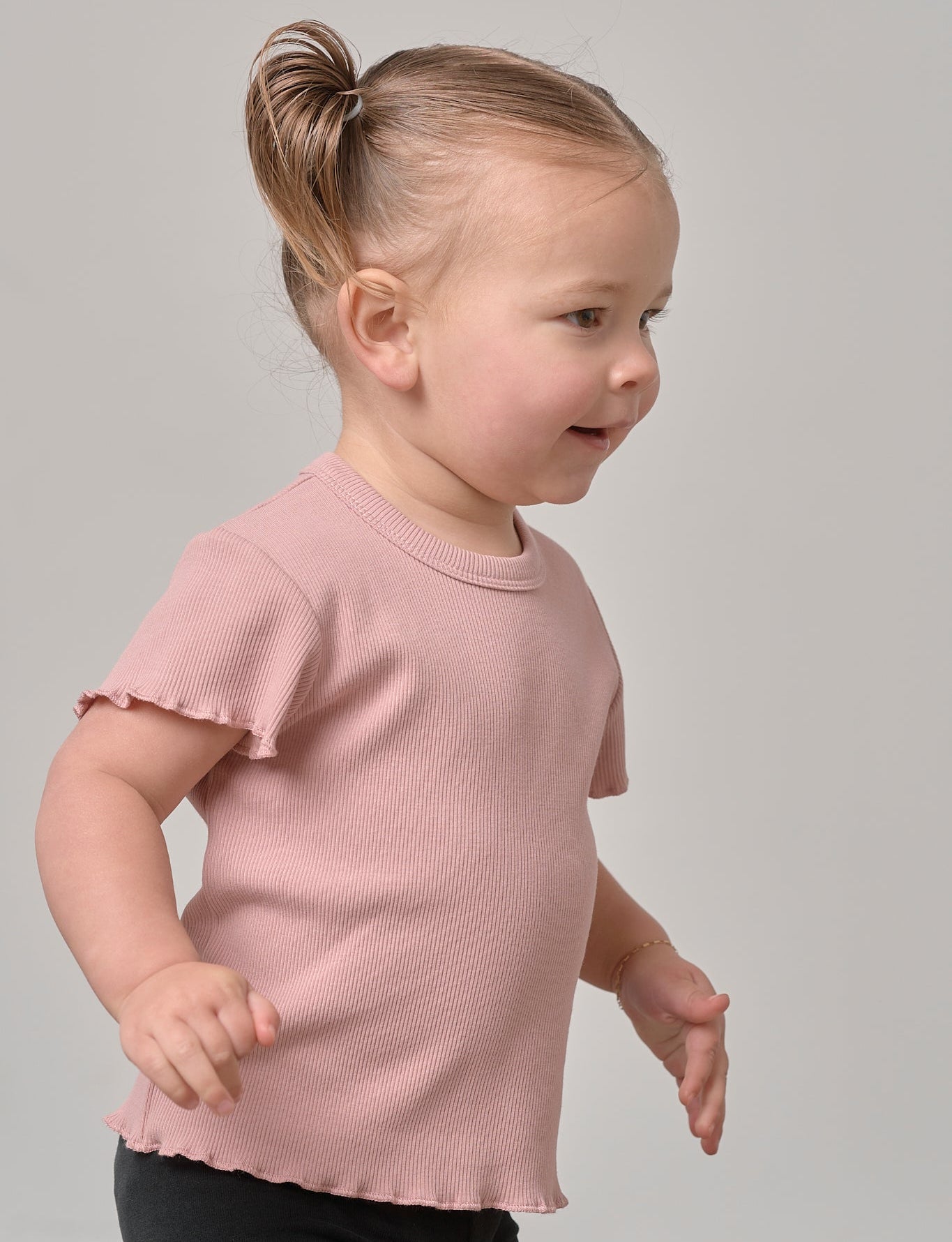 Ribbed Lettuce Trim Tee - Dusty Rosewood