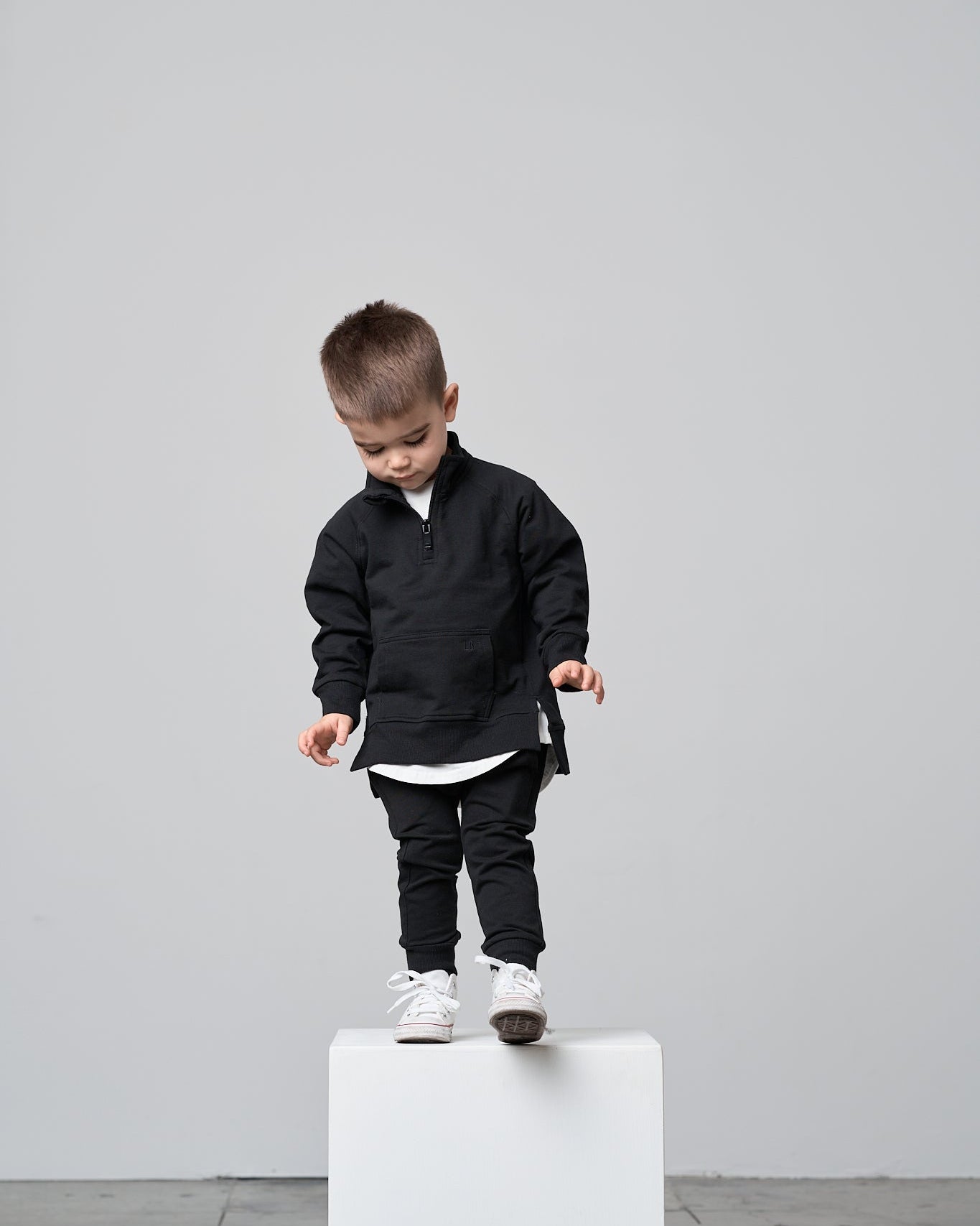 Quarter Zip Pullover - Black