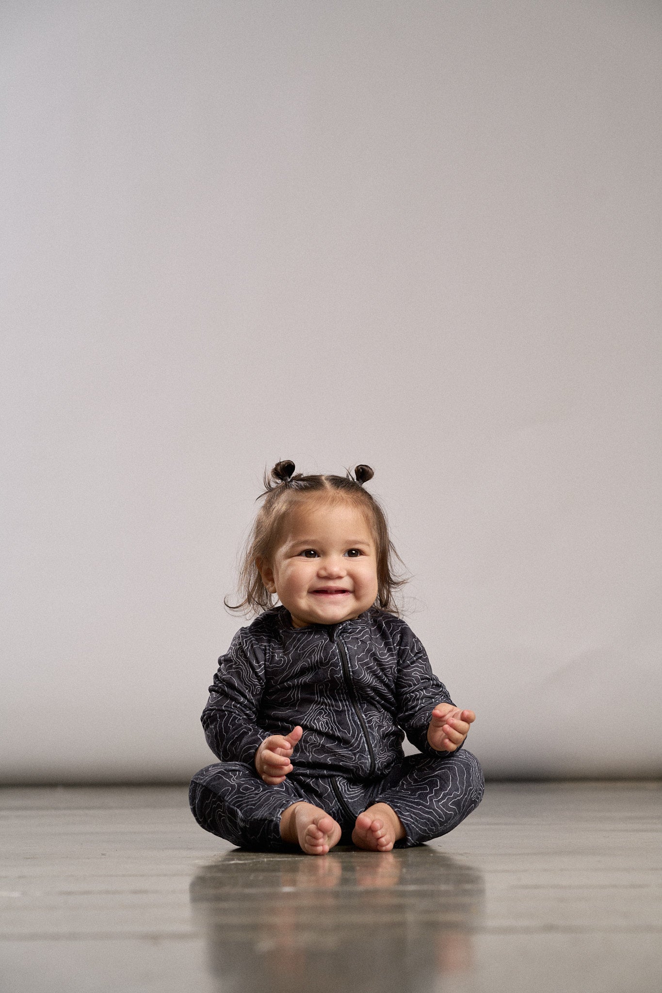 ★ SPAO★ Cute and fluffy short-sleeved pajamas in BLACK SP Human Pajama Top - Bear Black – SPARK PAWS