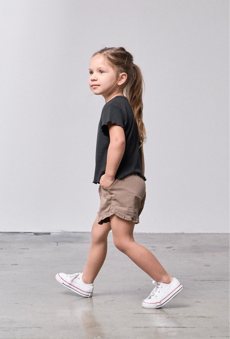 Ruffle Cotton Twill Short - Mushroom