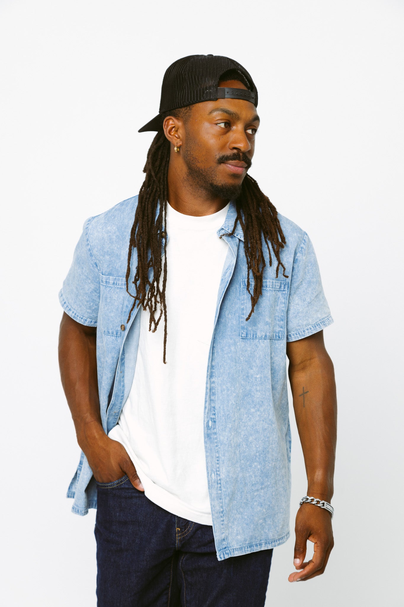 Men's Chambray Button Up