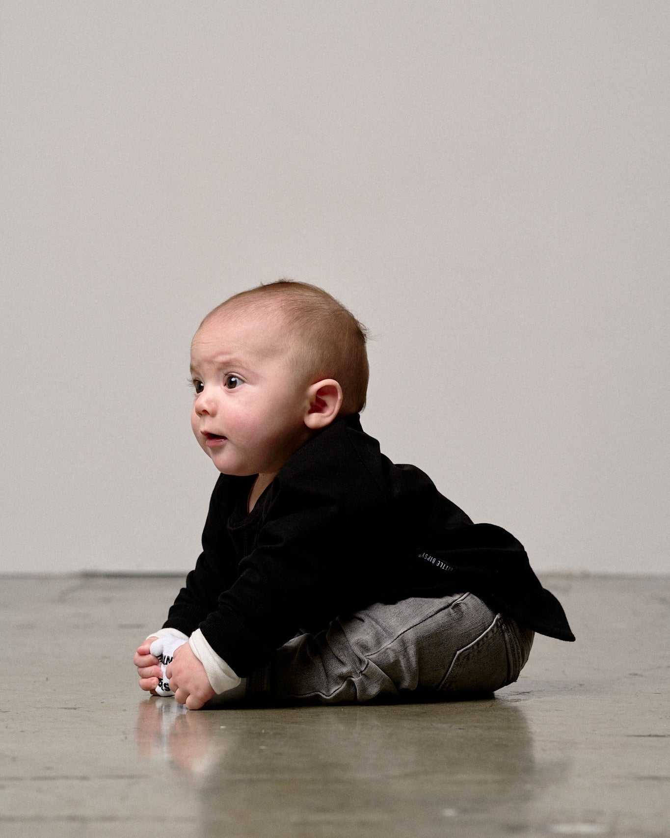 Baby Pullover - Black - Little Bipsy