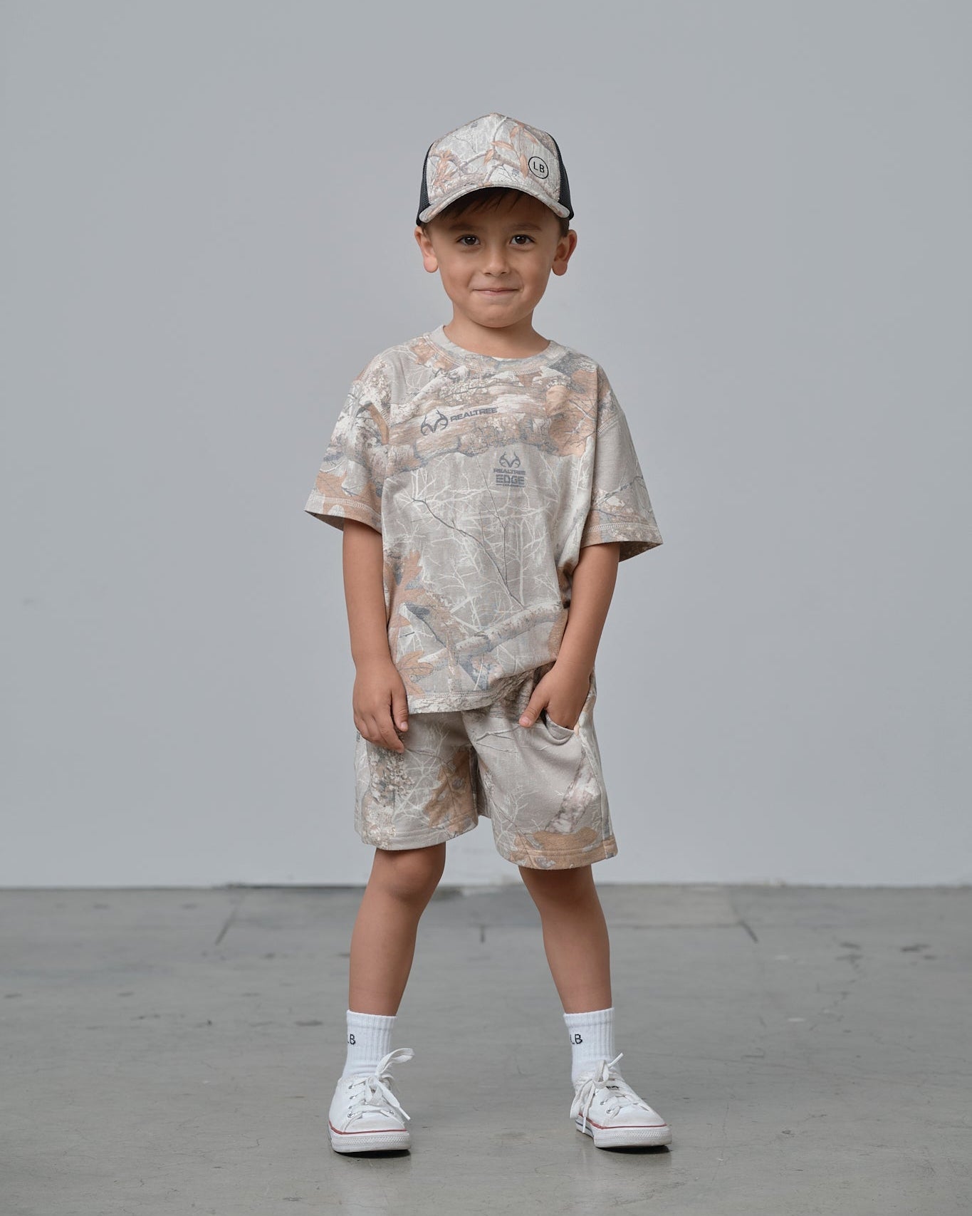 Boxy Tee - Edge Colors Driftwood® - Little Bipsy
