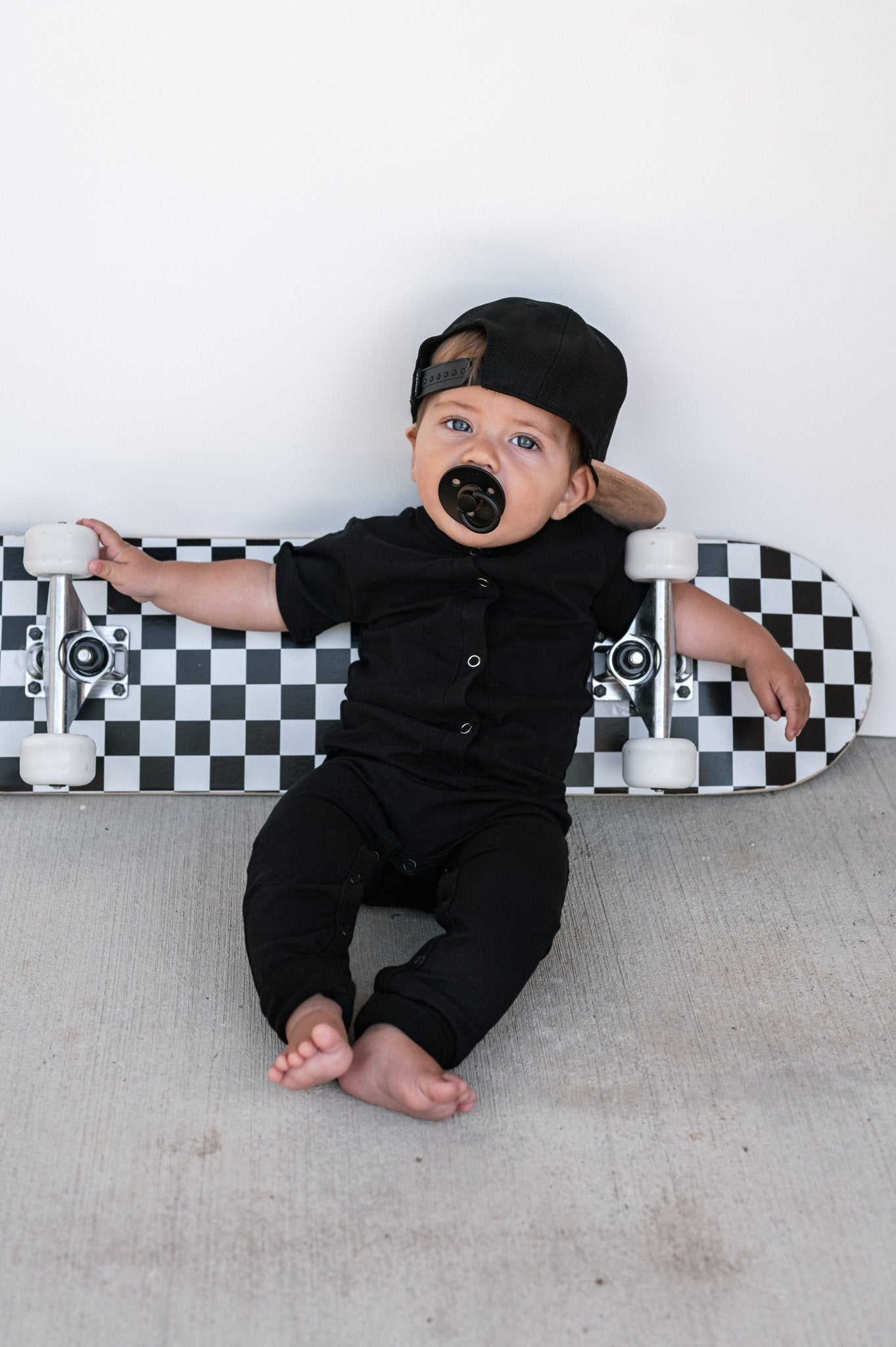 Classic Snap Romper - Black - Little Bipsy