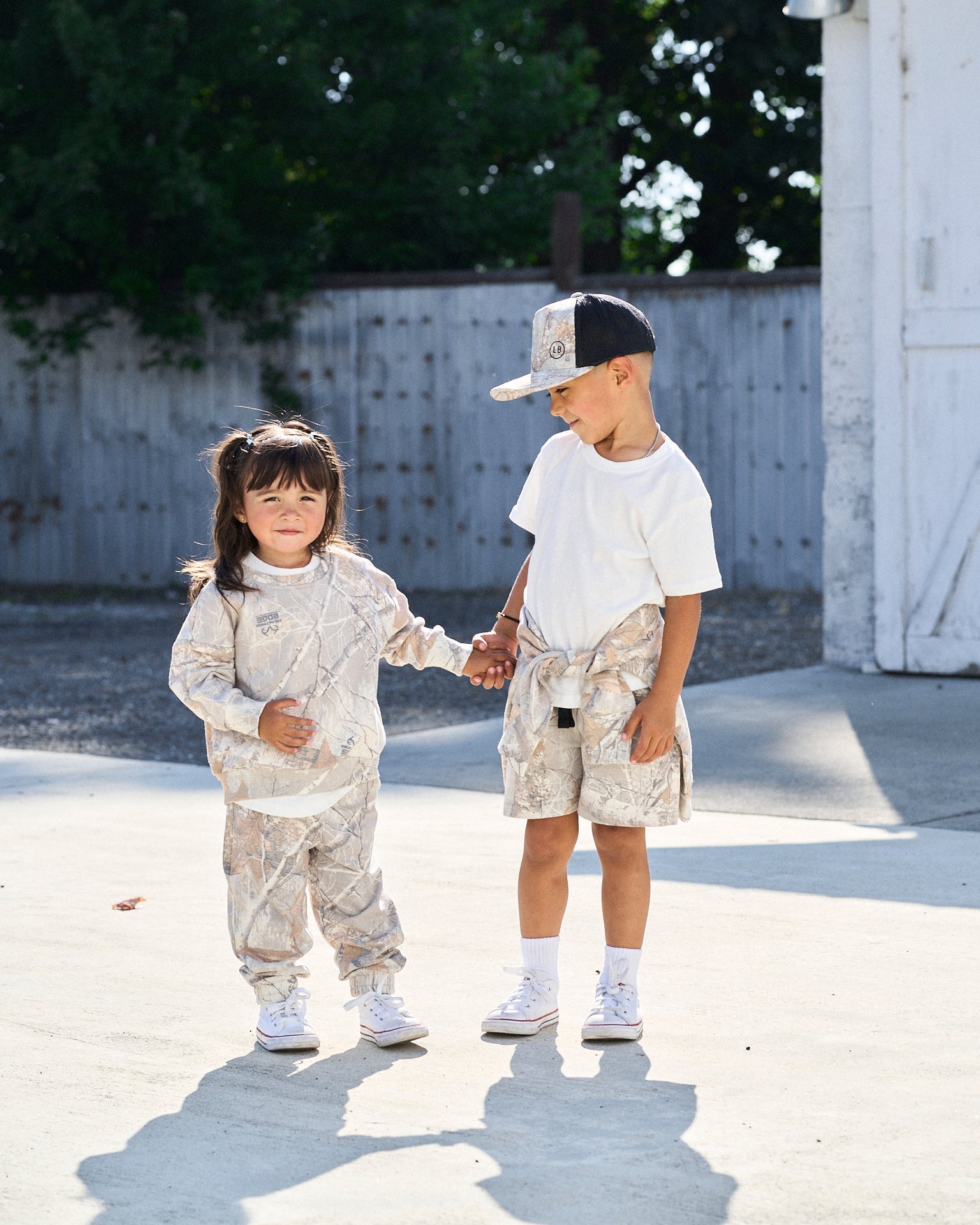 Crewneck - Edge Colors Driftwood® - Little Bipsy
