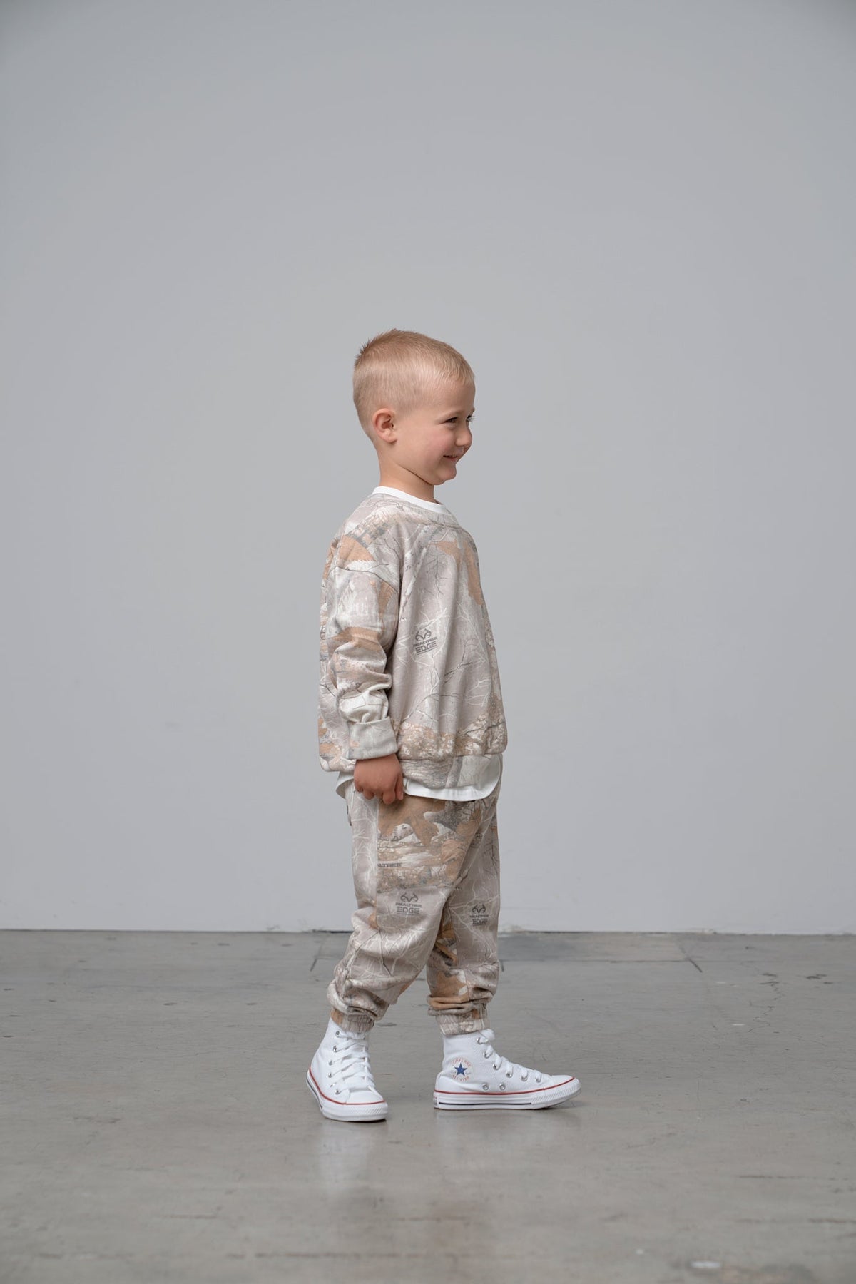 Crewneck - Edge Colors Driftwood® - Little Bipsy