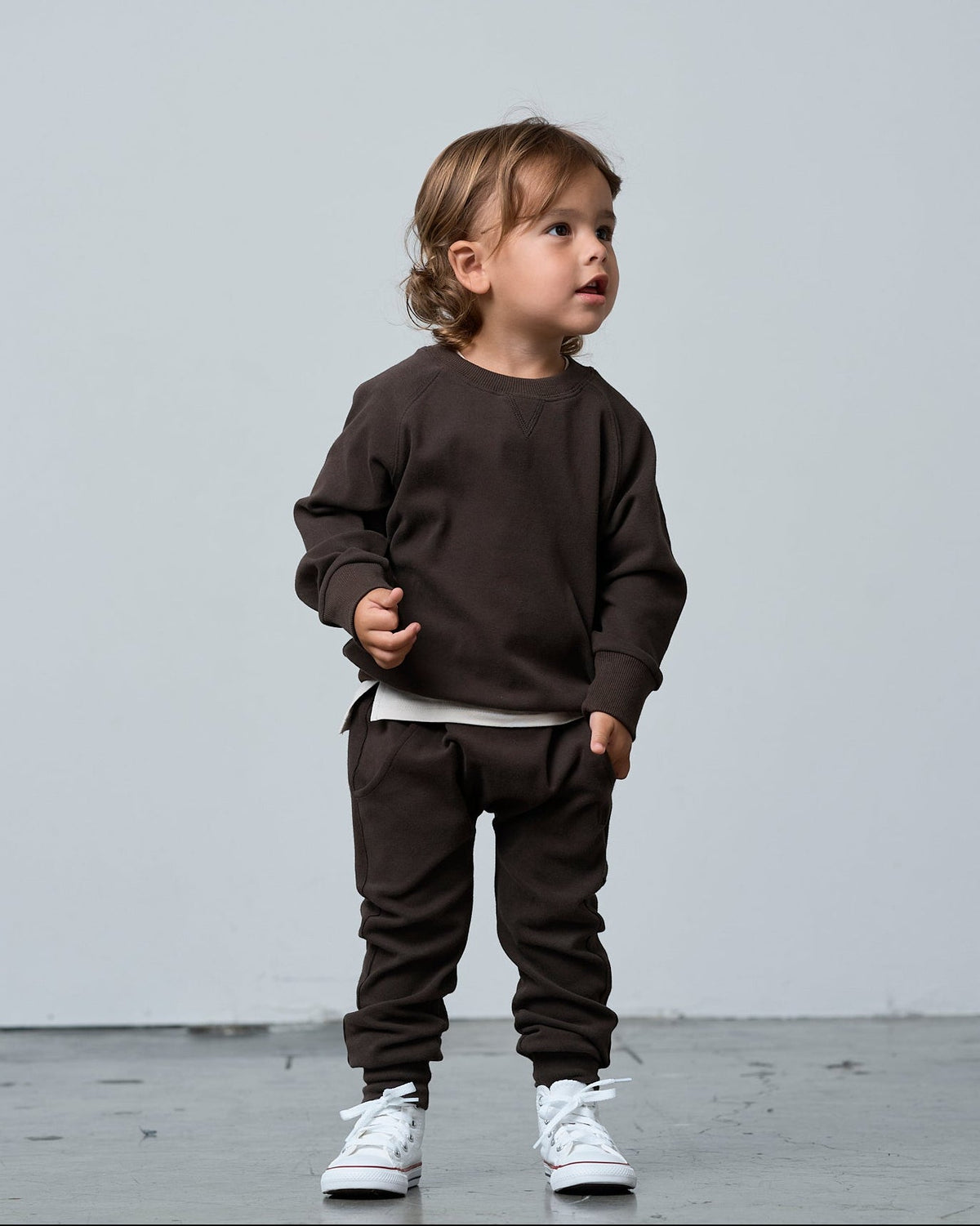 Raglan Crewneck - Brown - Little Bipsy