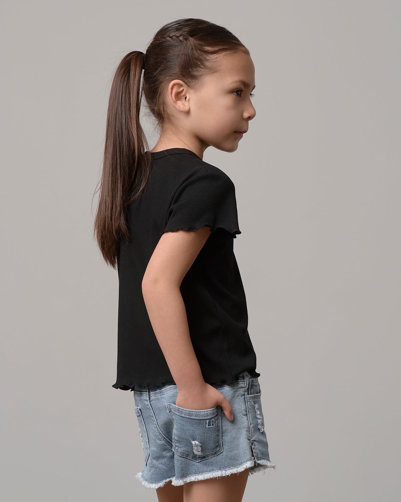 Ribbed Lettuce Trim Tee - Black - Little Bipsy