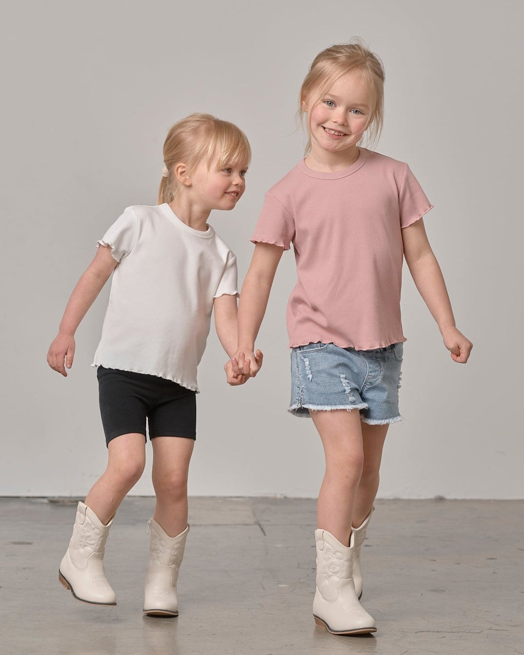Ribbed Lettuce Trim Tee - Dusty Rosewood
