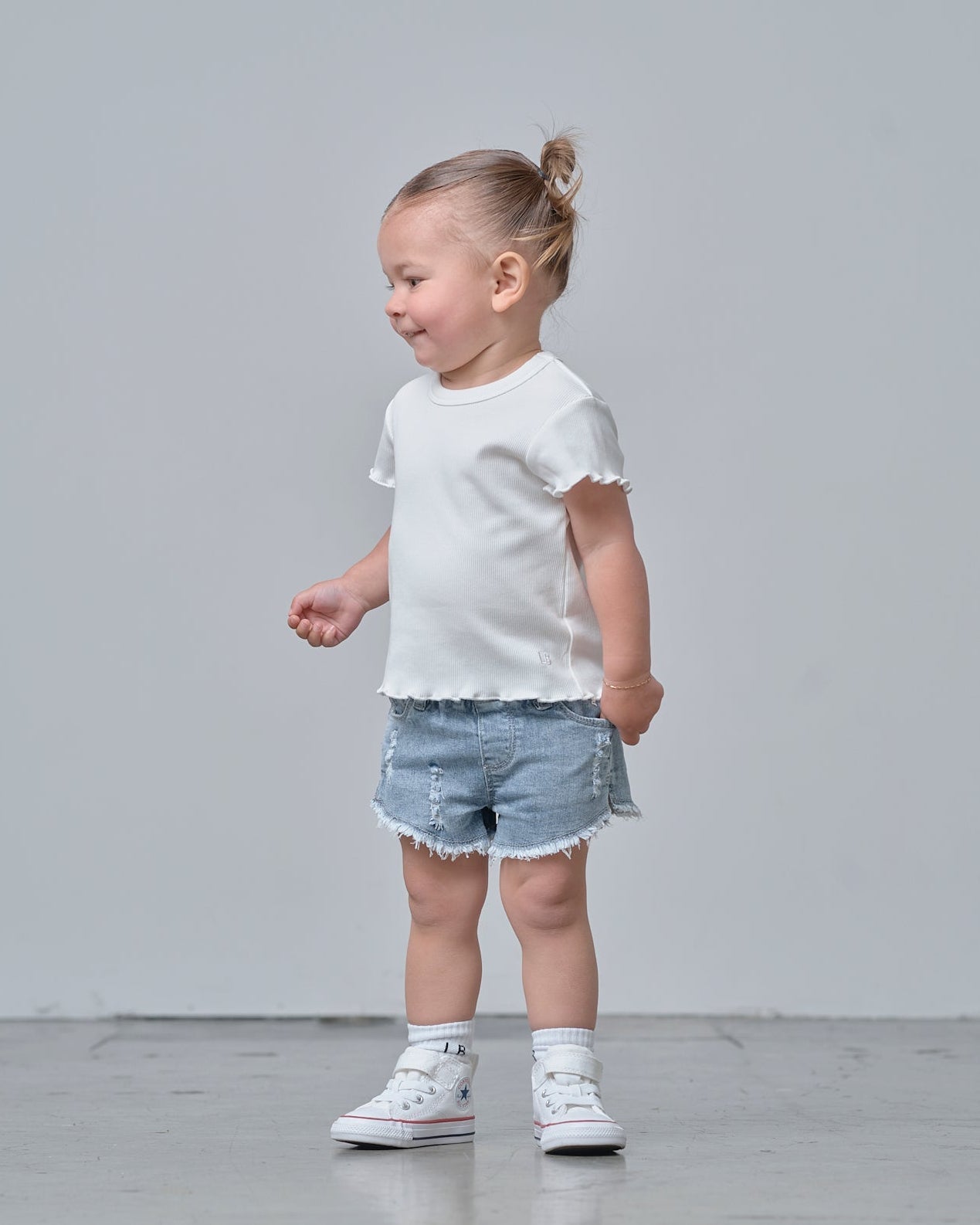 Ribbed Lettuce Trim Tee - White - Little Bipsy