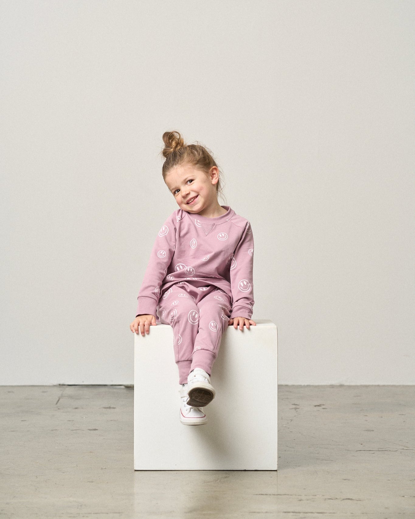 Smiley Pullover - Dusty Purple - Little Bipsy