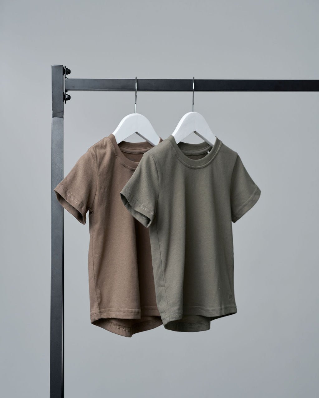 Swoop Elevated Tee - Light Brown - Little Bipsy