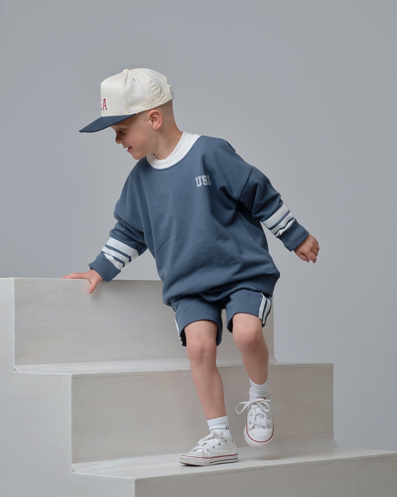 USA Lightweight Crewneck - Worn Indigo - Little Bipsy