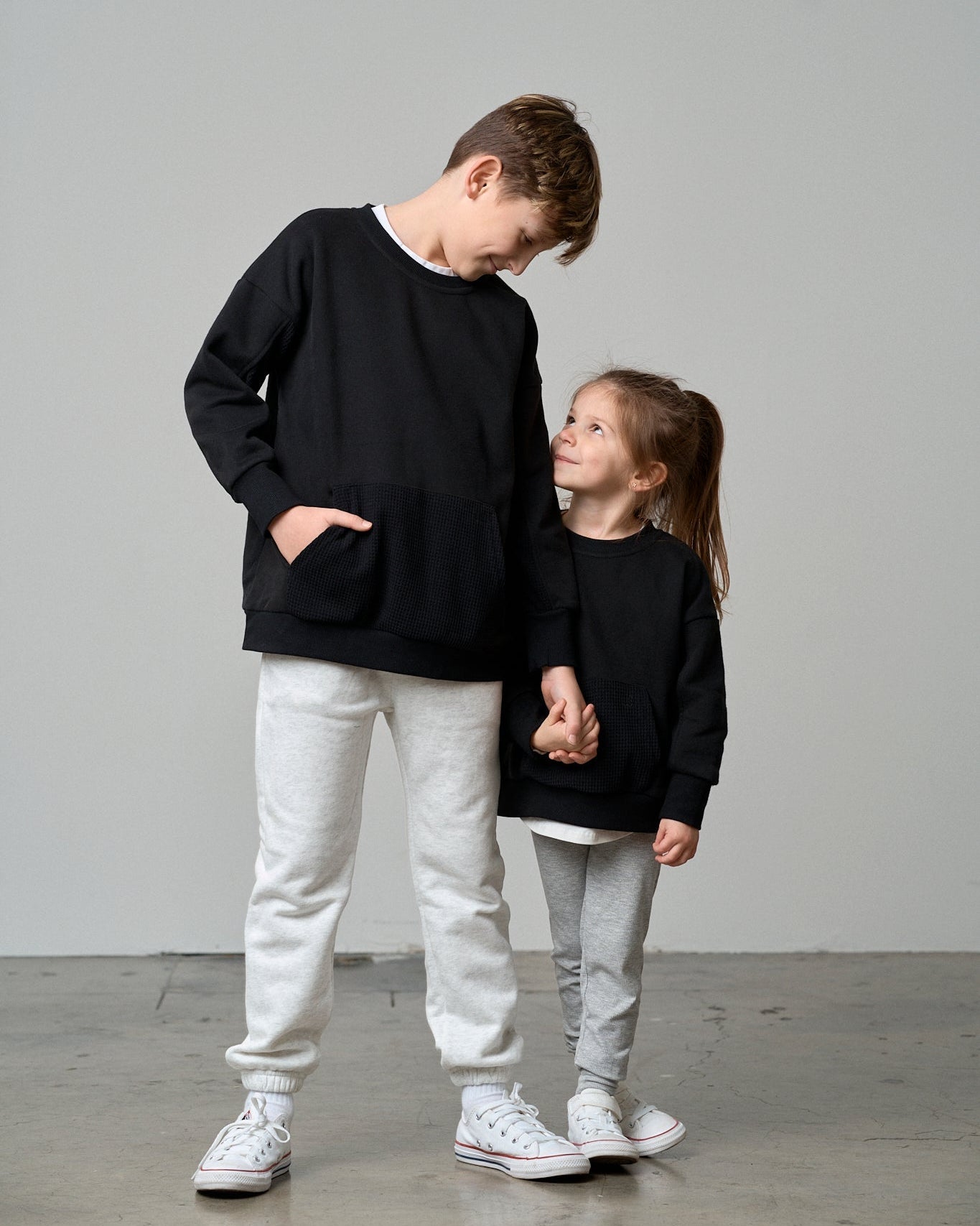 Waffle Hybrid Crewneck - Black - Little Bipsy