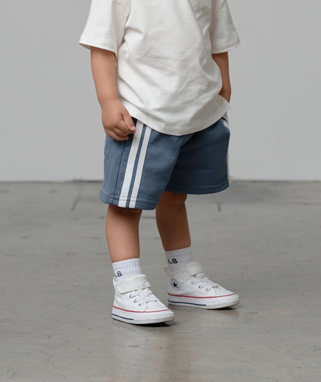 White Stripe Short - Worn Indigo - Little Bipsy