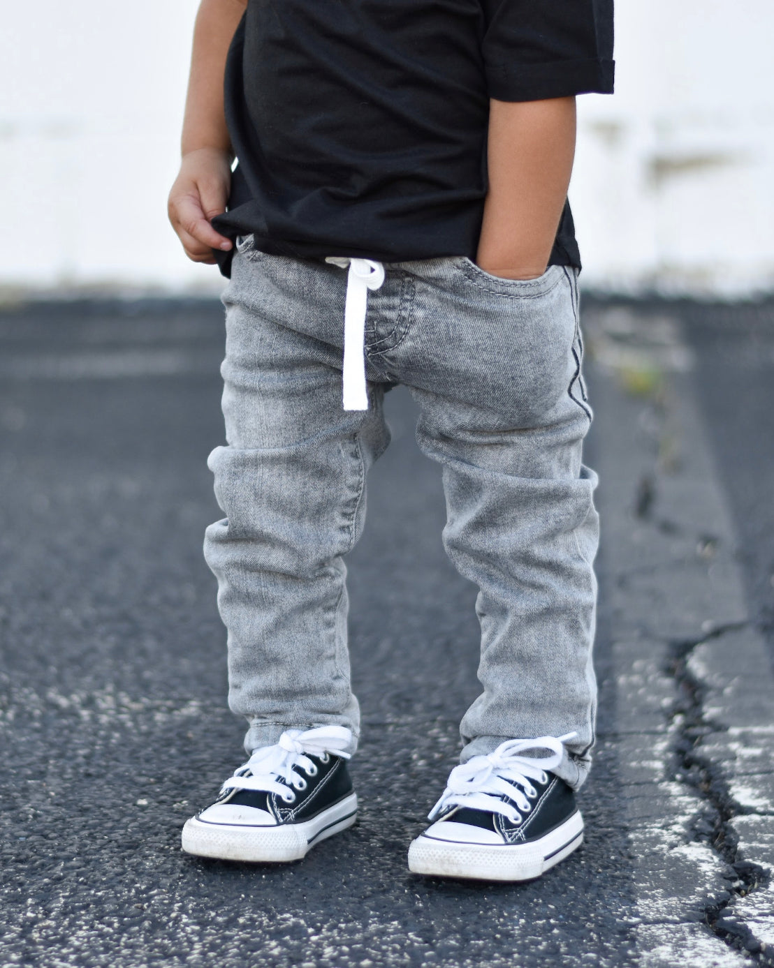 kids basic outfit with kids grey denim and kids sneakers