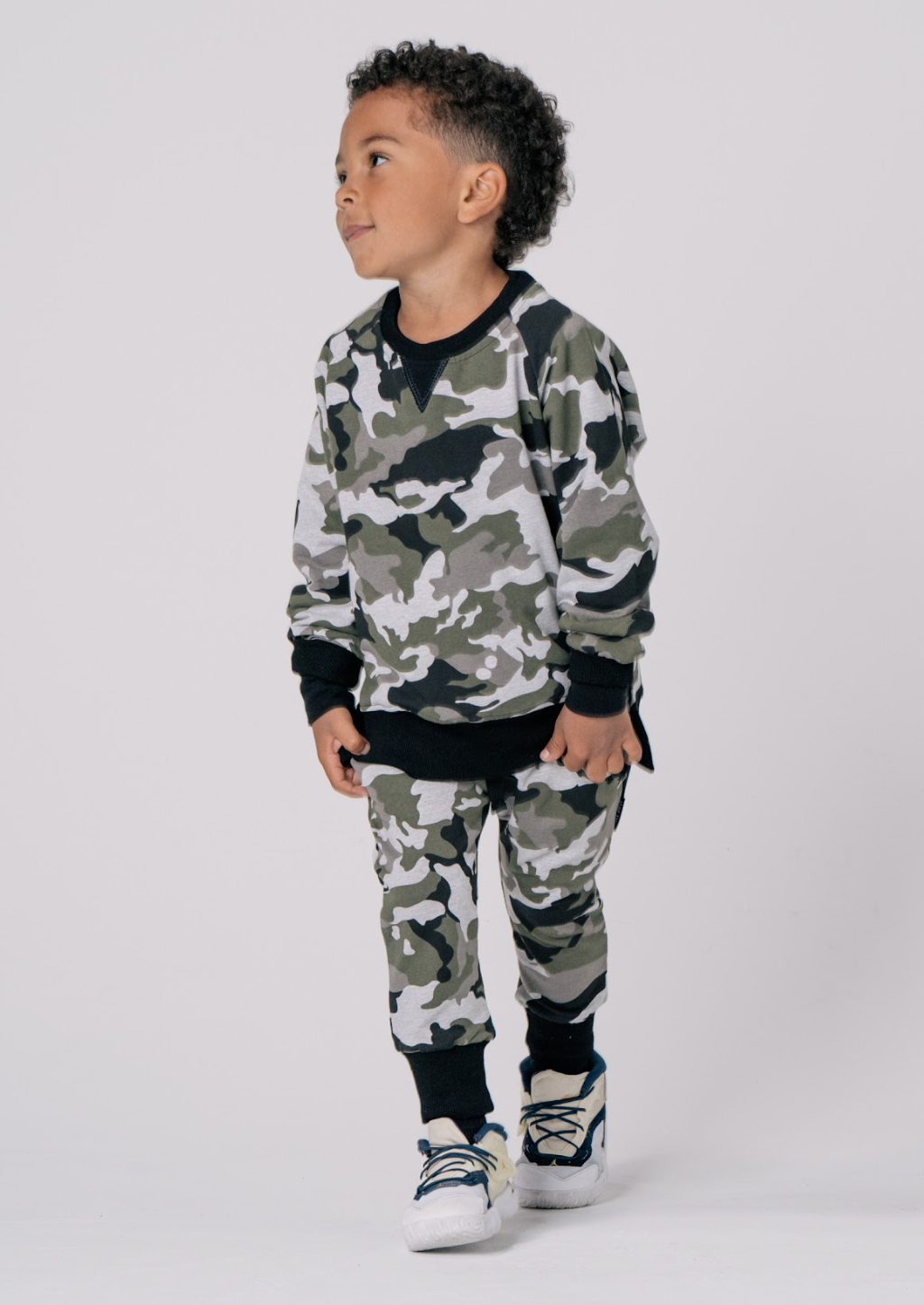 Kids camo sweatpants on sale